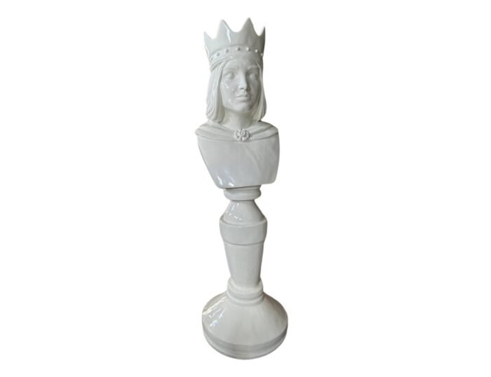 Apollo Astronaut (17) CHESS STATUE QUEEN - Image 4