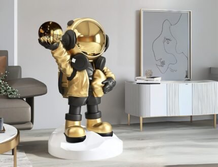 ASTRONAUT FLOOR LAMP