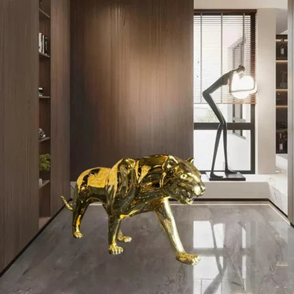 THE GOLDEN GUARDIAN
